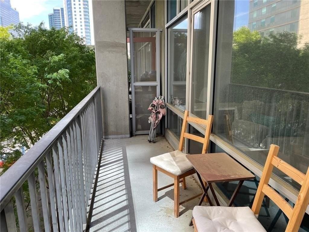 845 Spring St Nw #213 - Photo 5 of 16