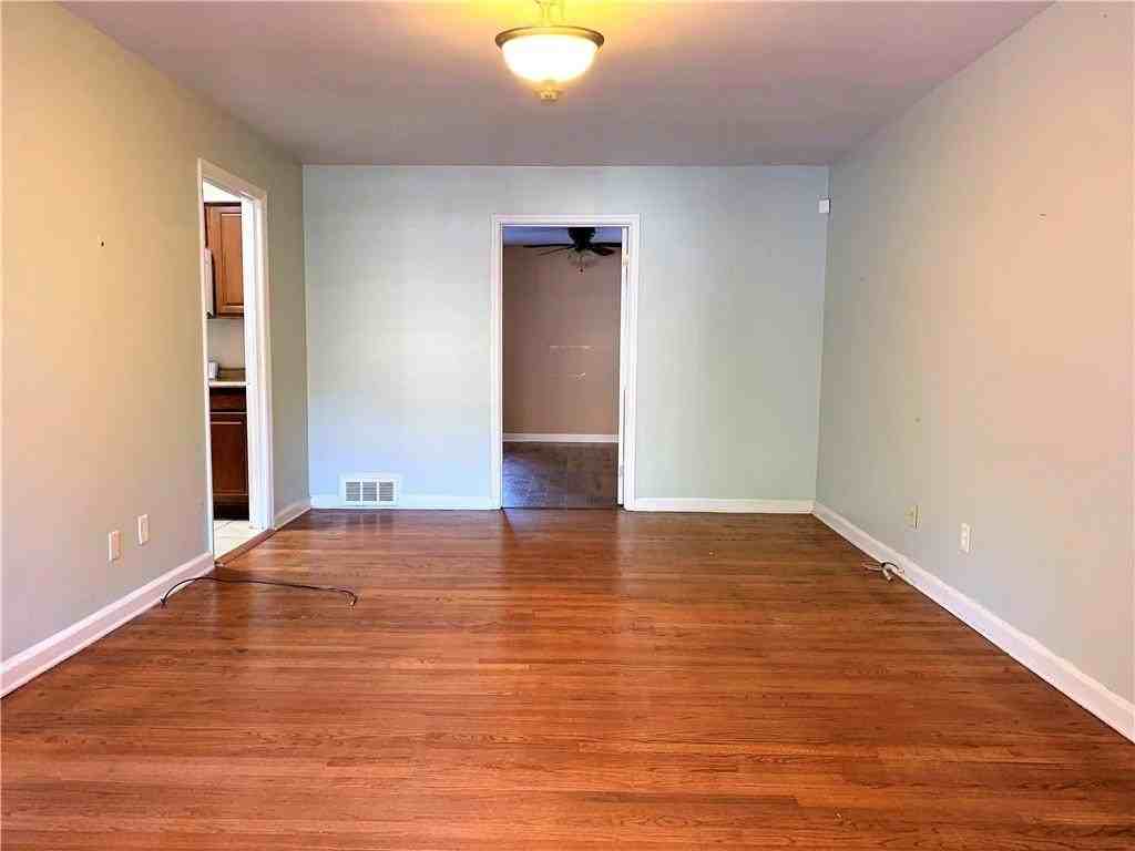317 W Wieuca Rd Ne - Photo 4 of 19