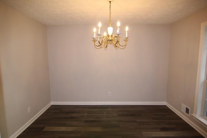3765 Manor House Dr - Photo 4 of 15