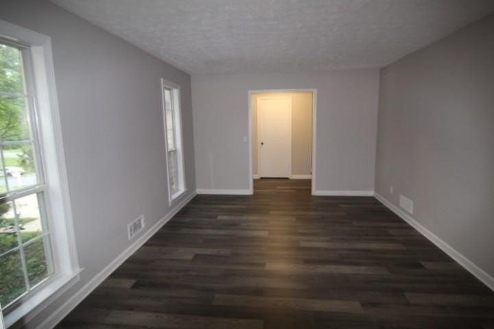 3765 Manor House Dr - Photo 5 of 15