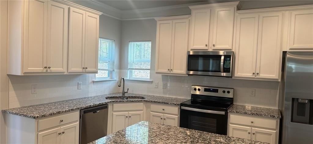 970 Laurel Cove Drive - Photo 2 of 12
