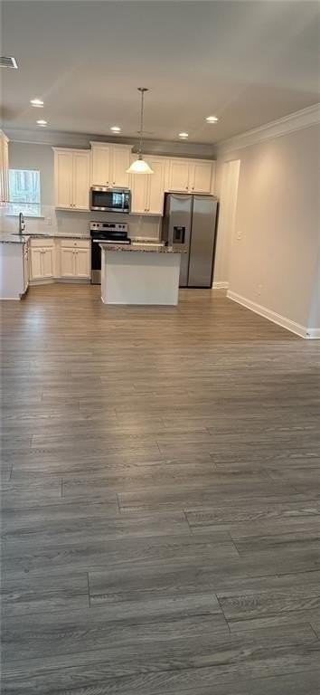 970 Laurel Cove Drive - Photo 3 of 12