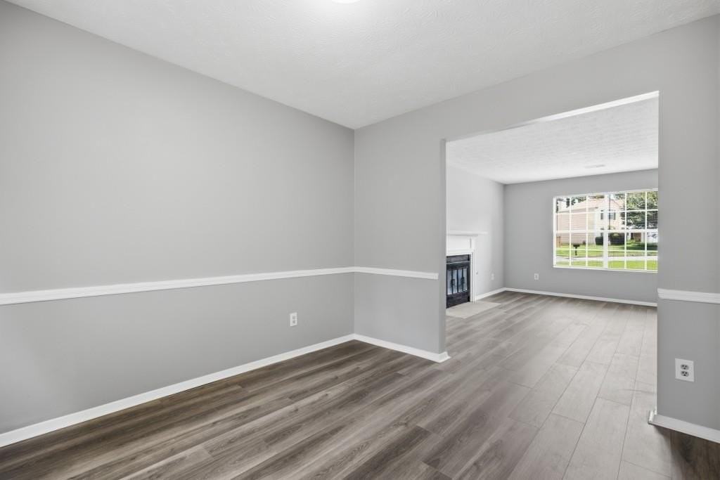 11240 Rotherick Dr - Photo 4 of 26