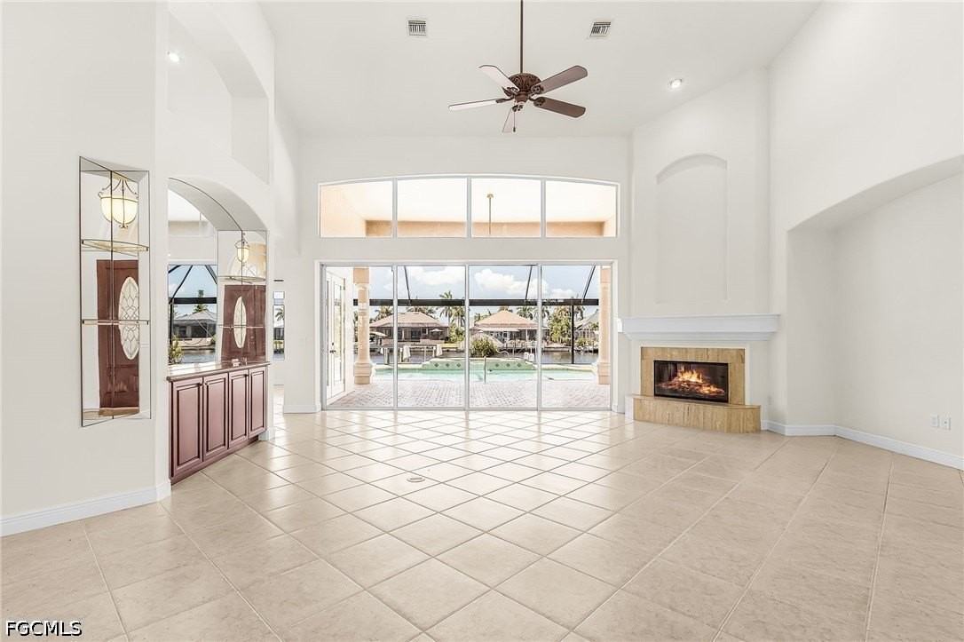 2822 Sw 49th Ter - Photo 7 of 35