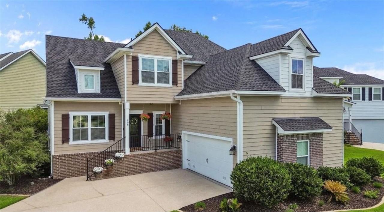498 Waverly Ln - Photo 2 of 50
