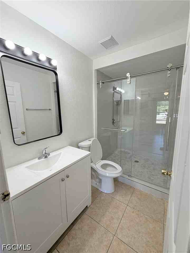 814 Gerald Ave - Photo 4 of 8