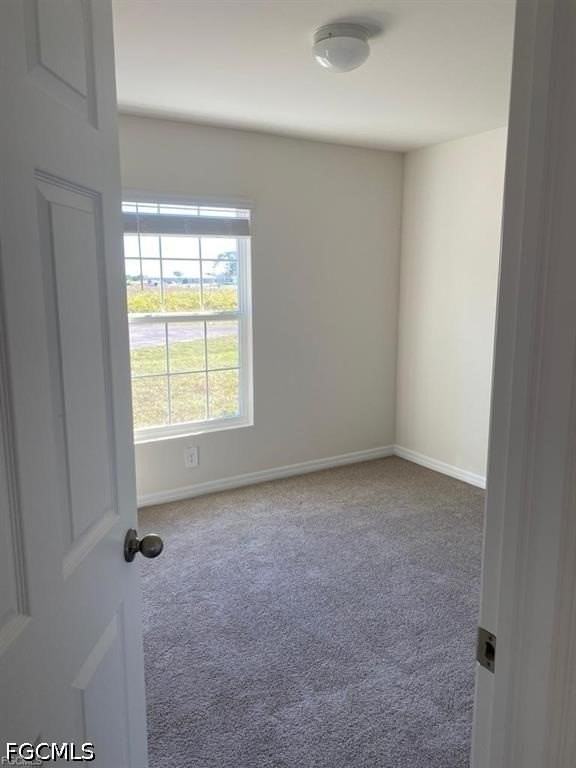 9013 , FL 3 IKE Court - Photo 3 of 7