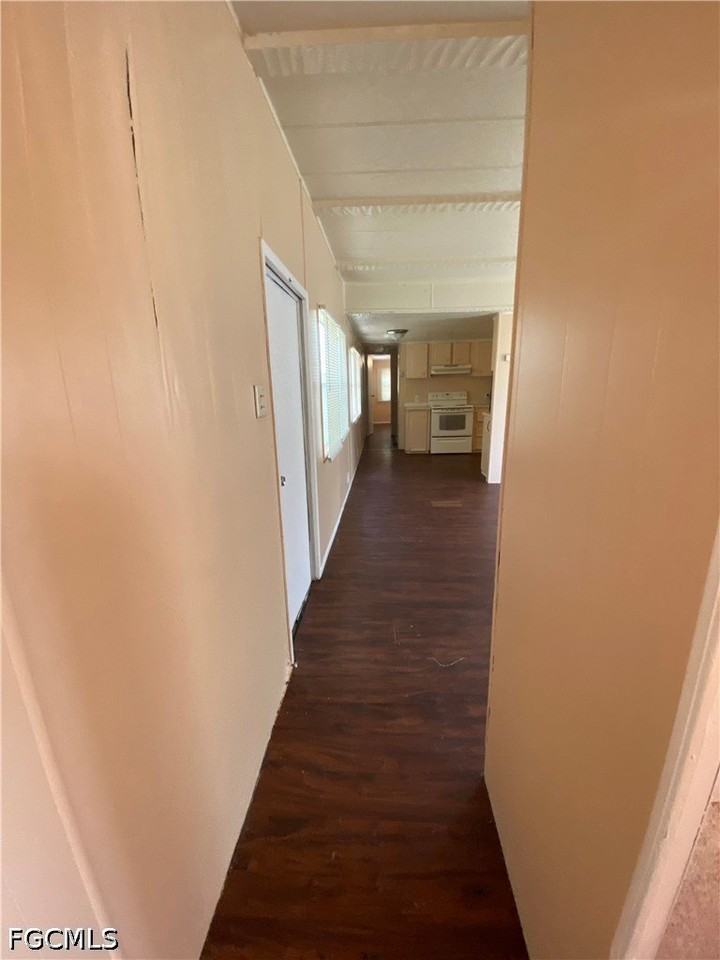 2211 Cantor Ln - Photo 3 of 15