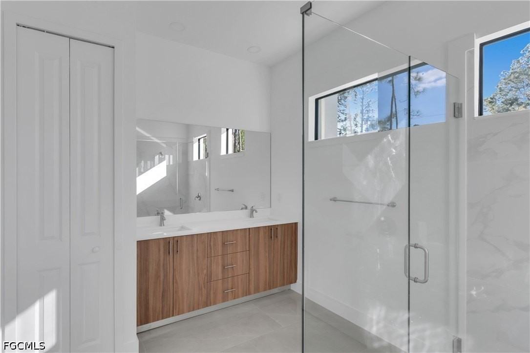 2613 39th St W - Photo 5 of 18