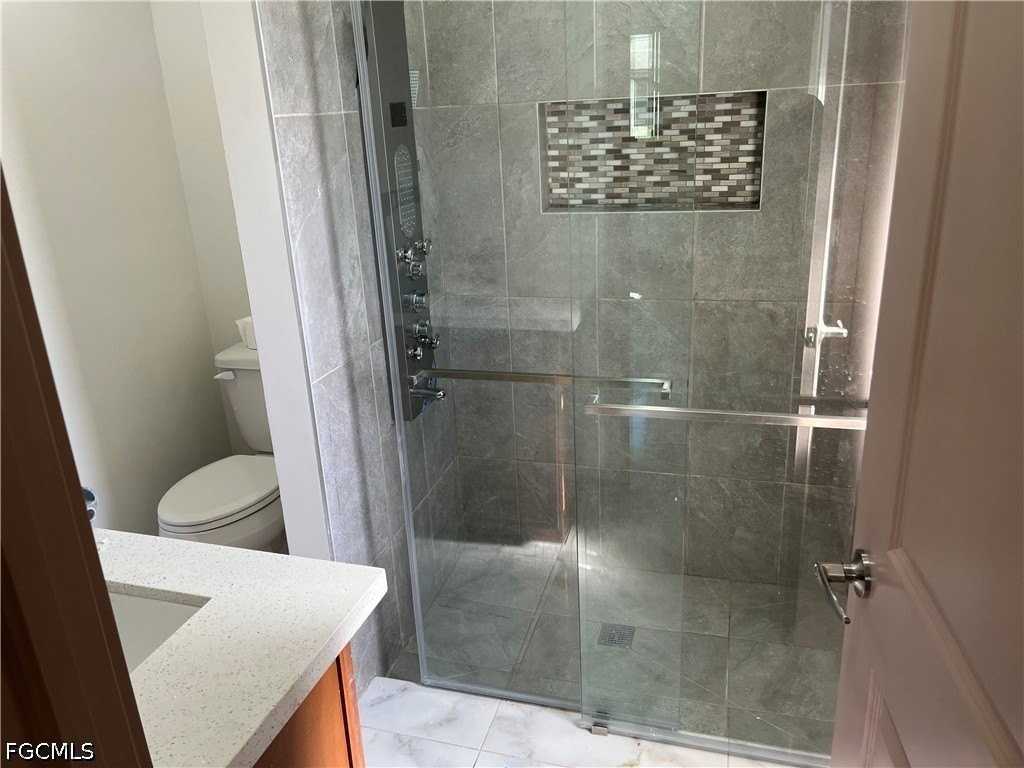1312 Se 24th Ave #B - Photo 6 of 10