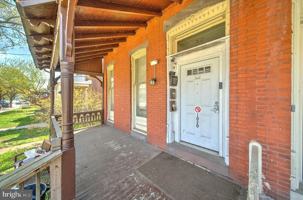 featured image of 1020 W Main St