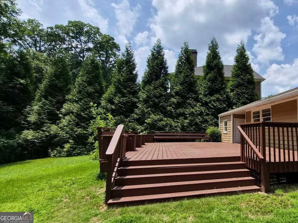 3022 Templewood Dr Ne - Photo 3 of 13