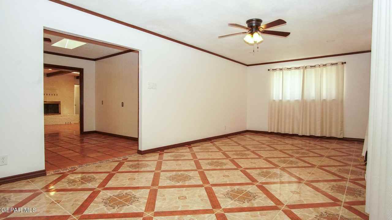 356 Coral Hills Rd - Photo 4 of 32
