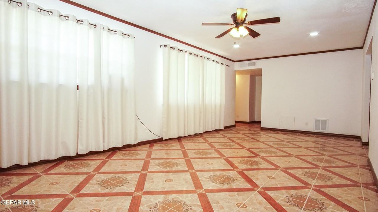 356 Coral Hills Rd - Photo 5 of 32