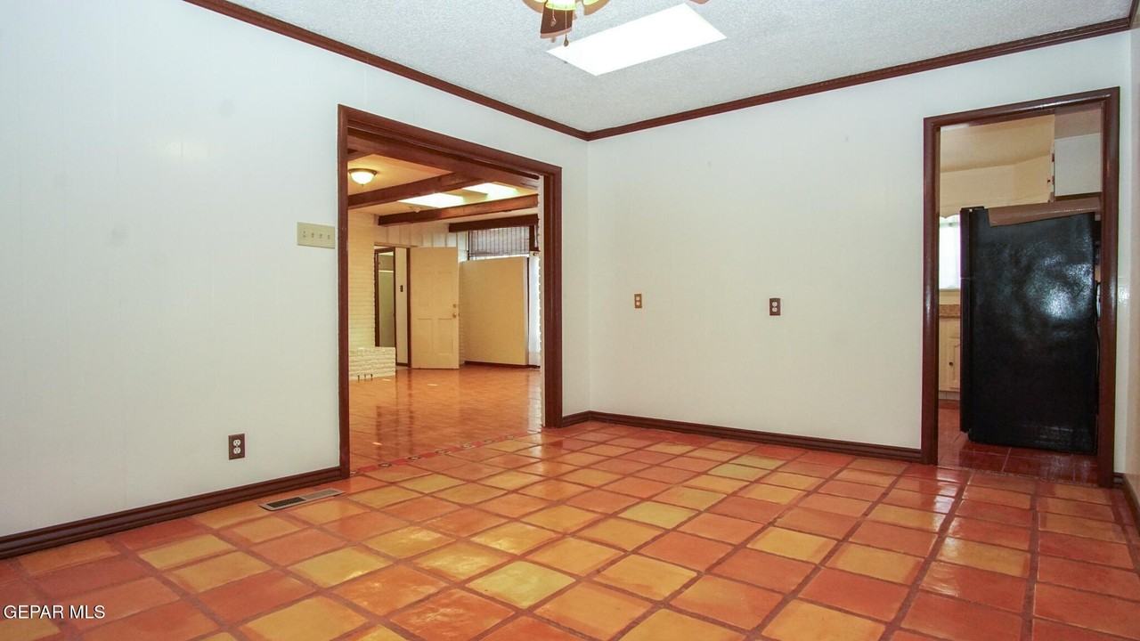 356 Coral Hills Rd - Photo 6 of 32