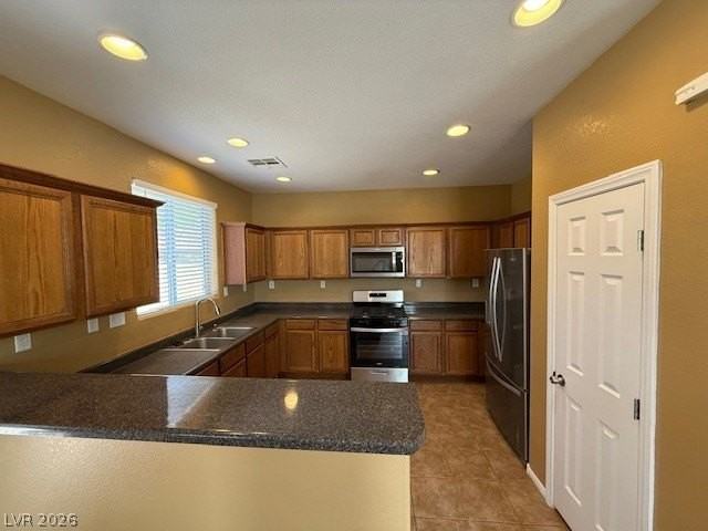 9288 Cabin Cove Ave - Photo 4 of 28