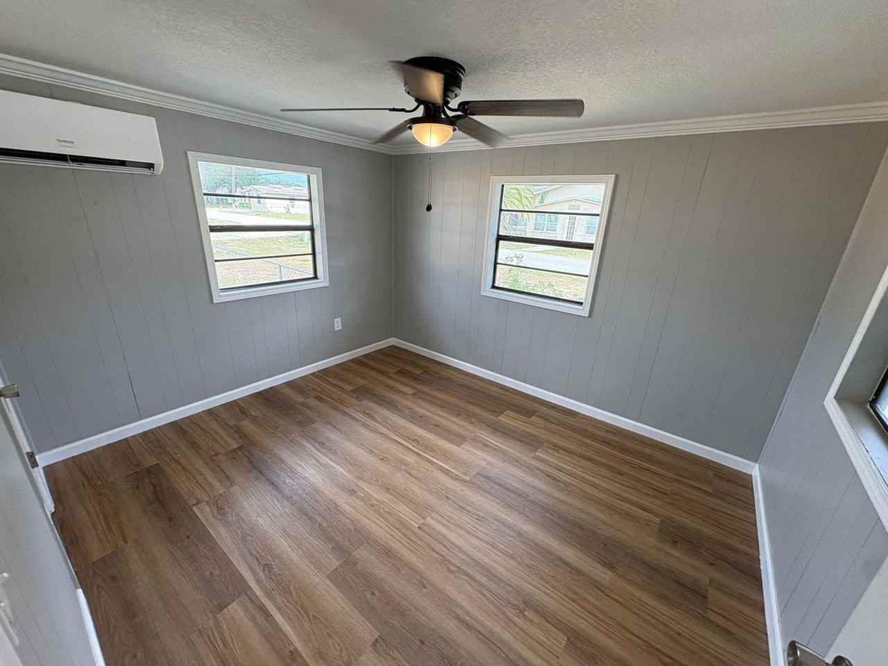 4021 Lake Saunders Dr - Photo 5 of 12