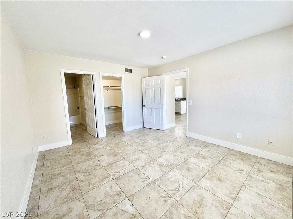 640 E San Lorenzo St #A - Photo 6 of 17