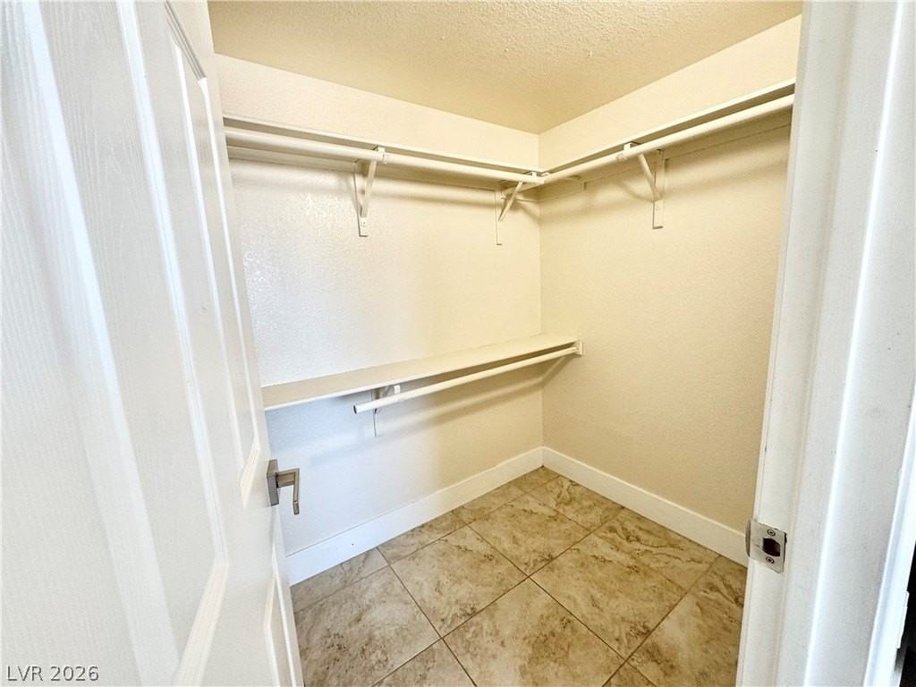 640 E San Lorenzo St #A - Photo 7 of 17