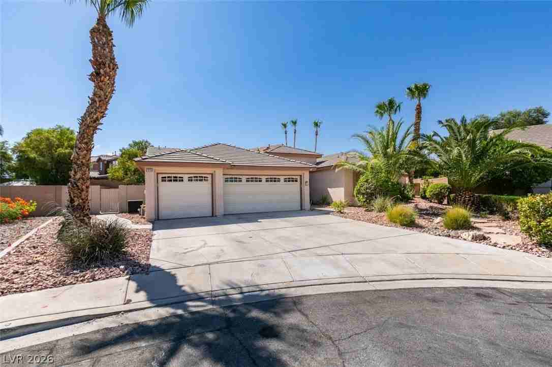 2255 Calistoga Ct - Photo 2 of 42