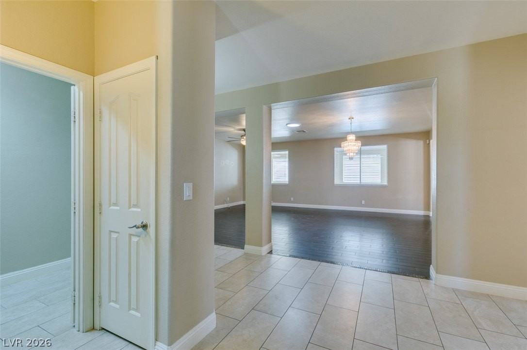 2255 Calistoga Ct - Photo 3 of 42
