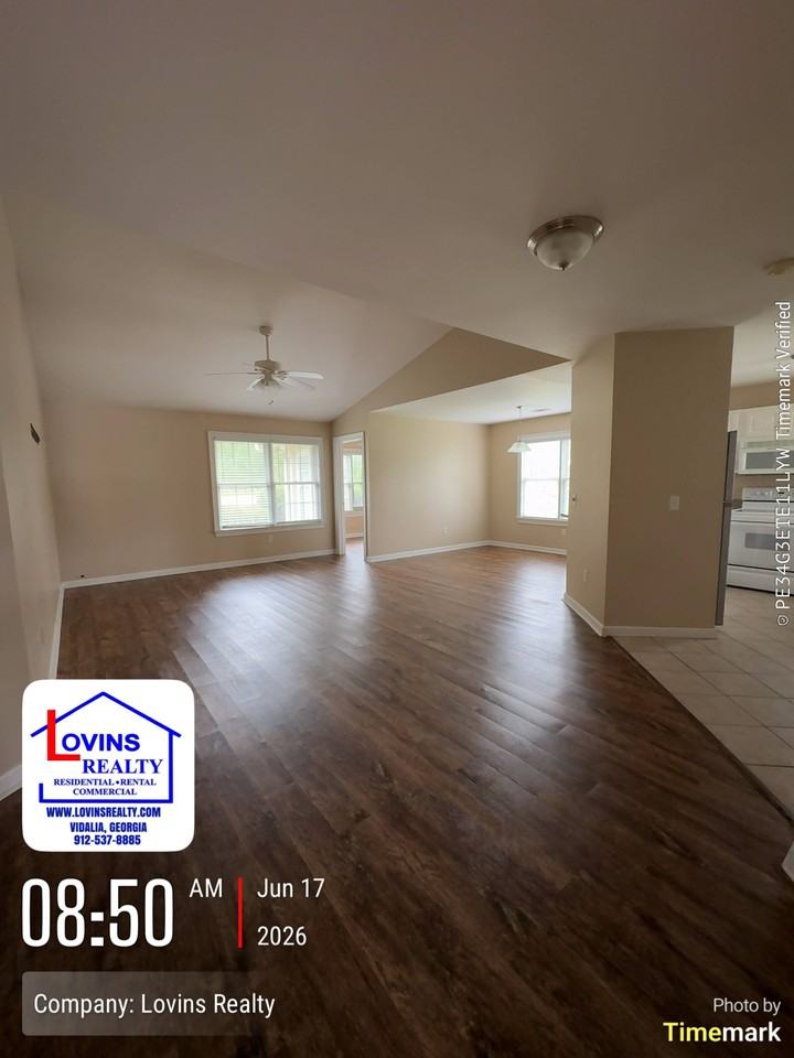 1910 Loop Rd #5B - Photo 3 of 10