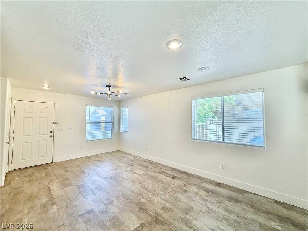5863 Rose Tiara Dr - Photo 4 of 28