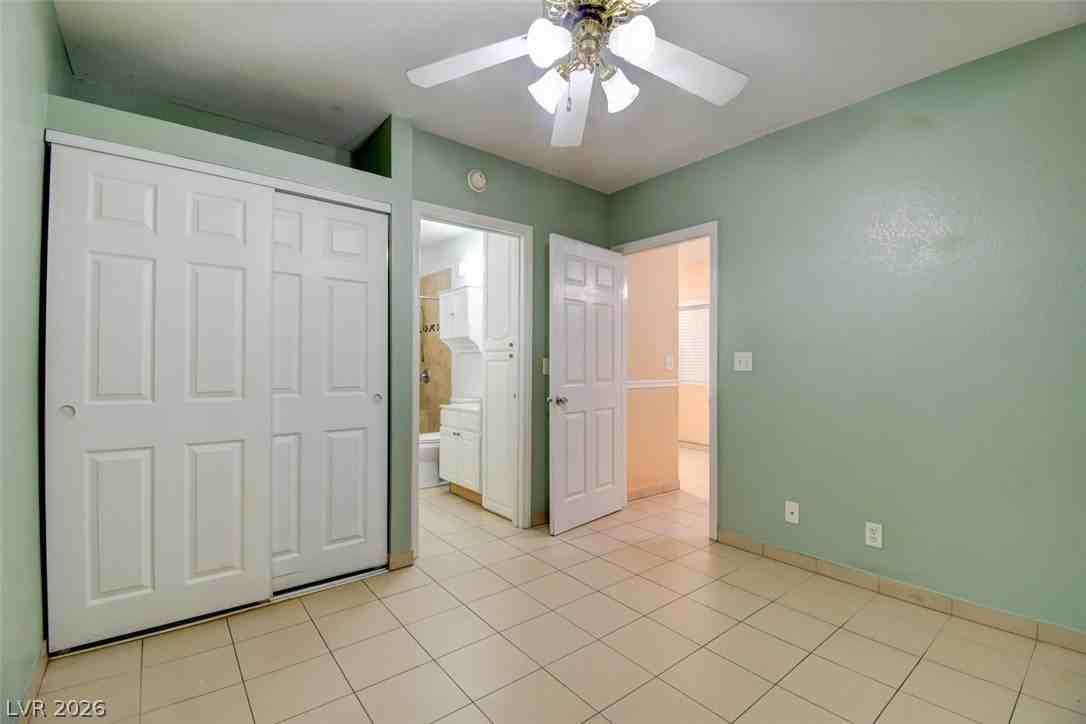 8316 Vantare Ct - Photo 3 of 17