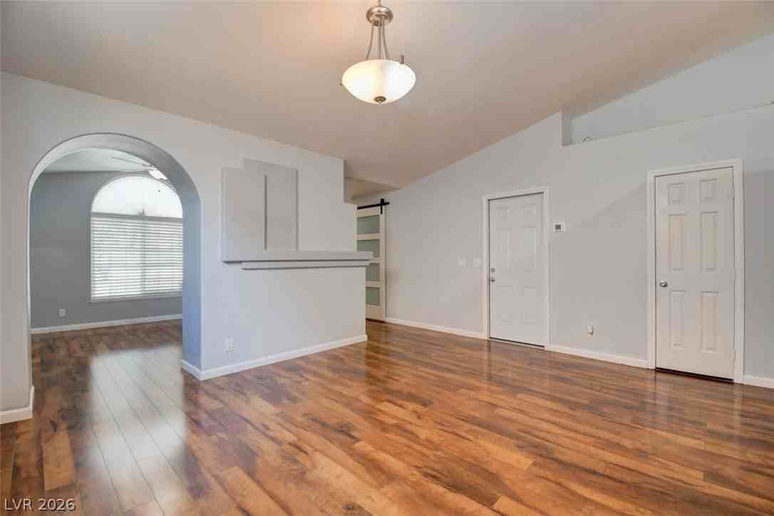 8316 Vantare Ct - Photo 7 of 17