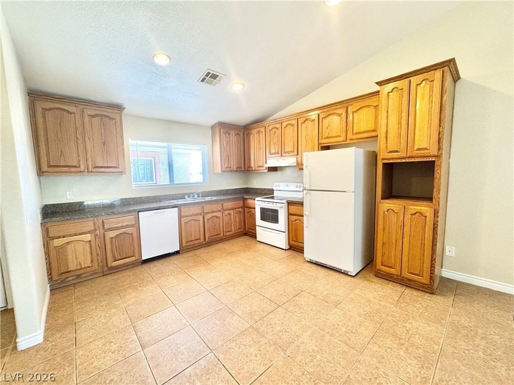 1071 Potro Ave #2 - Photo 6 of 15