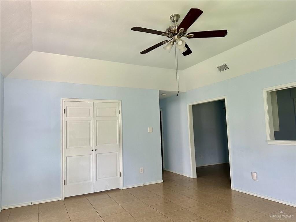 700 W Iris Ave - Photo 6 of 31