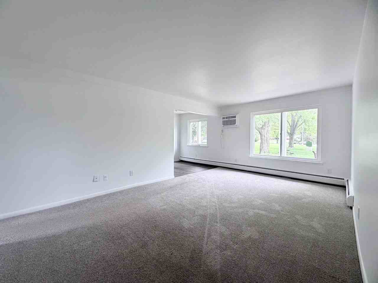 1701 Charlton Rd - Photo 6 of 16