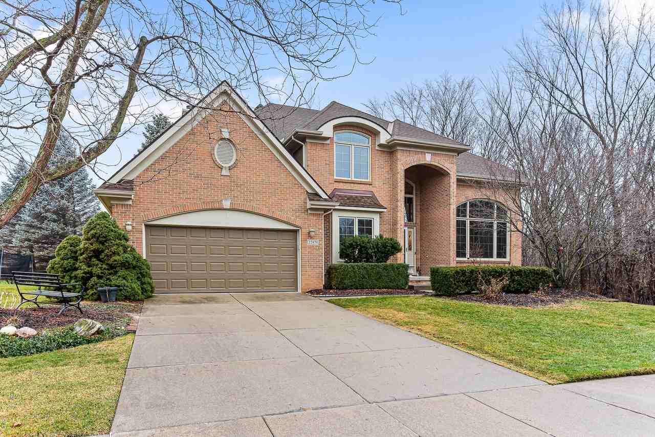 22479 Havergale St - Photo 3 of 41