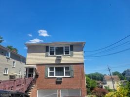 featured image of 50 Valley Way #2