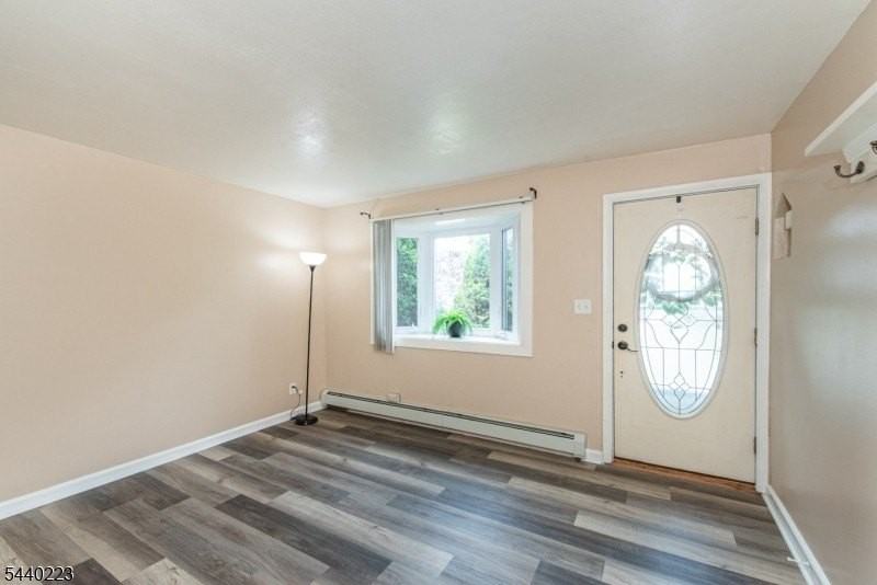 7 Hobart Pl - Photo 2 of 18