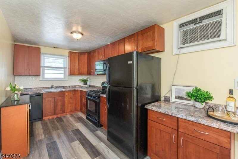 7 Hobart Pl - Photo 4 of 18
