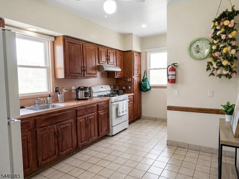 521 Pennington St - Photo 2 of 7