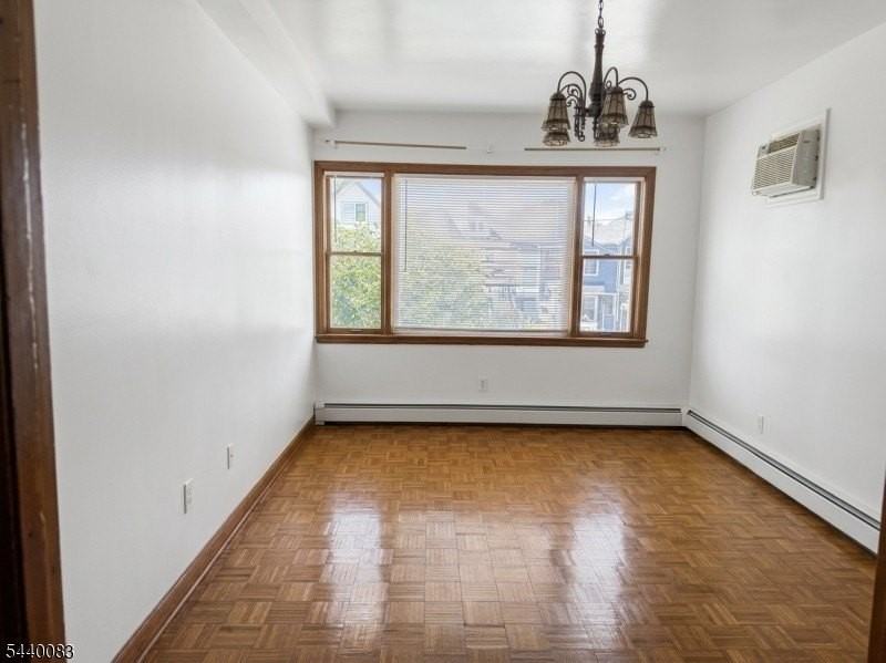 521 Pennington St - Photo 6 of 7