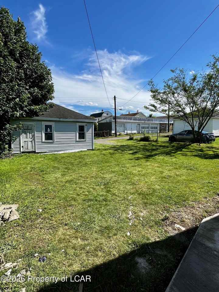 177 E Union St - Photo 3 of 14