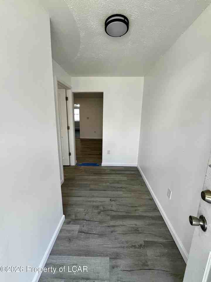 177 E Union St - Photo 4 of 14