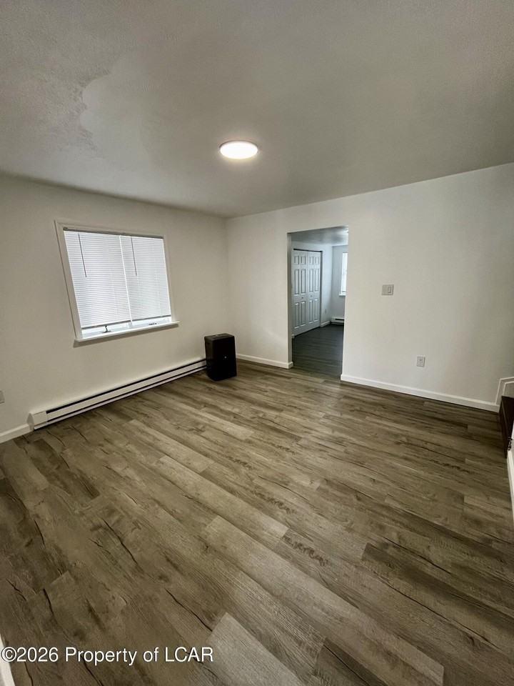 177 E Union St - Photo 6 of 14
