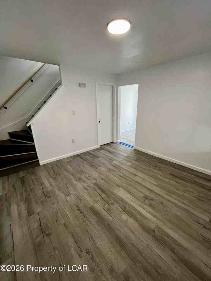 177 E Union St - Photo 7 of 14