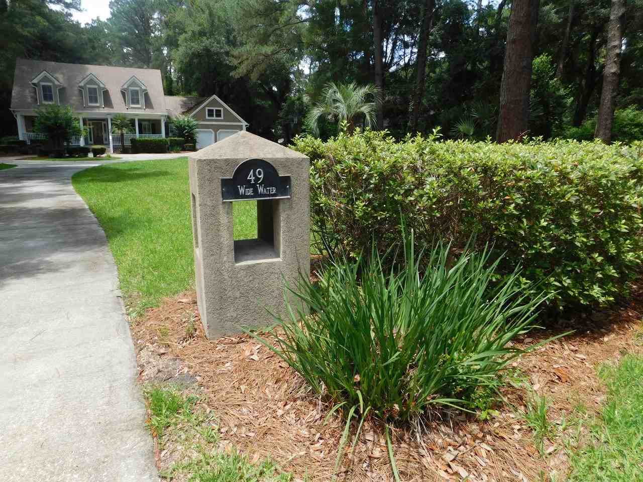 49 Widewater Rd - Photo 2 of 8