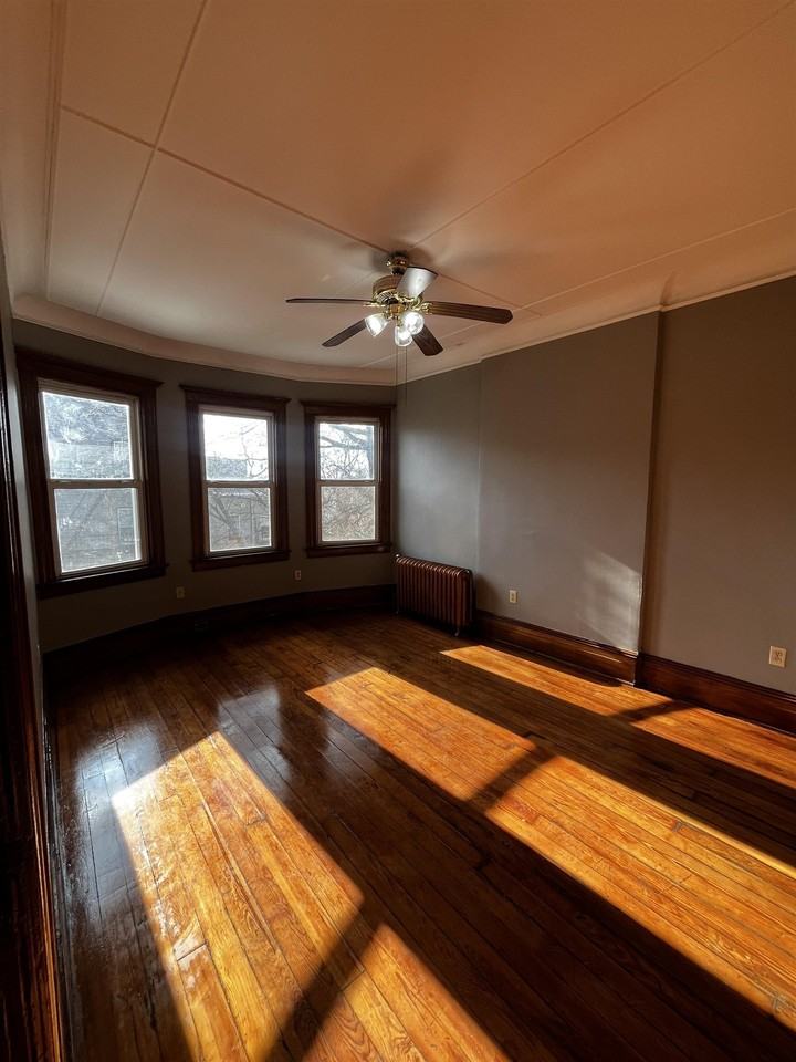 135 Sherman Pl #2 - Photo 2 of 19