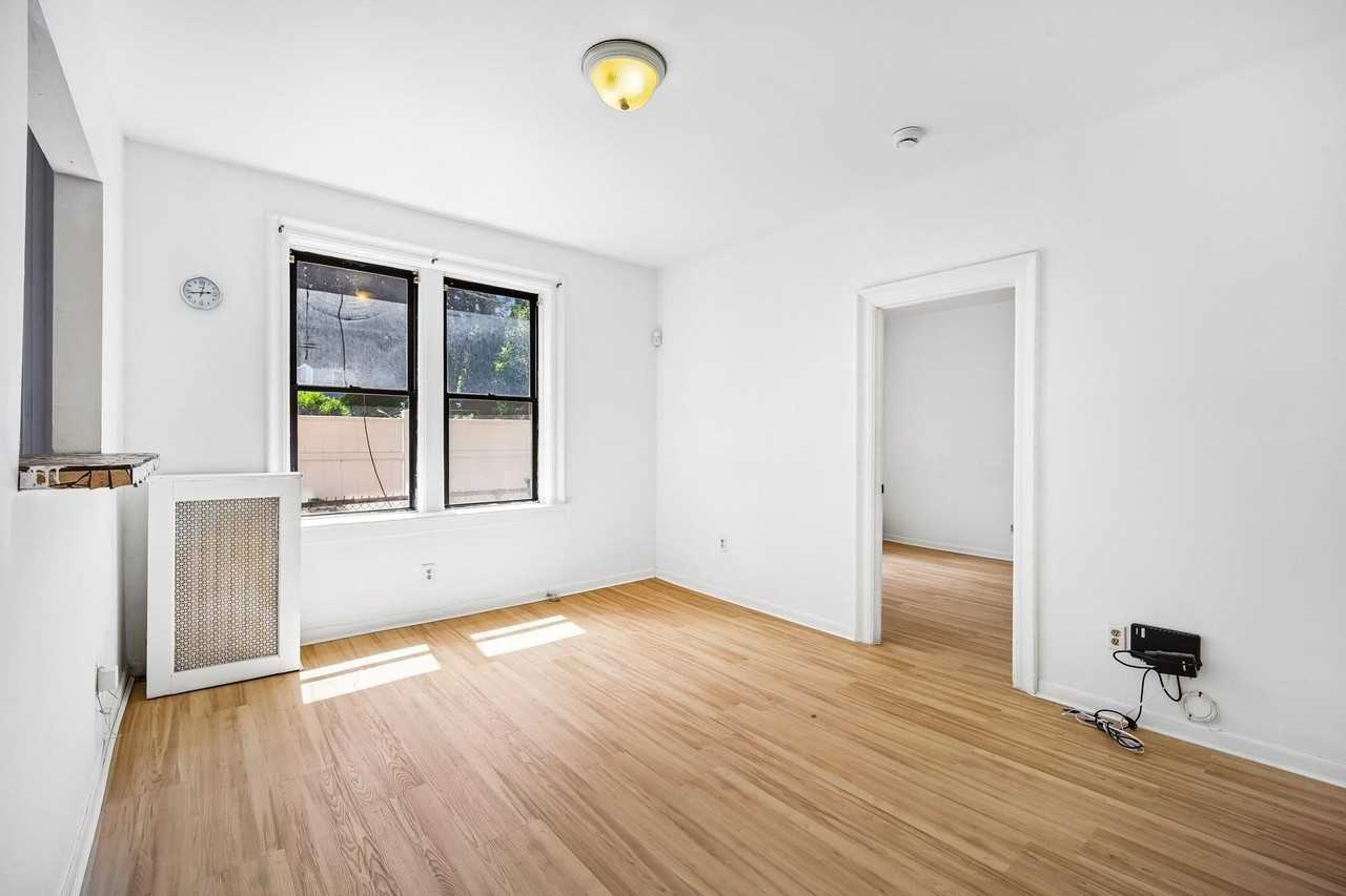 429 Fairmount Ave #104 - Photo 4 of 18