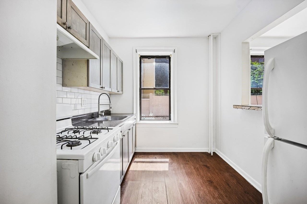 429 Fairmount Ave #104 - Photo 6 of 18