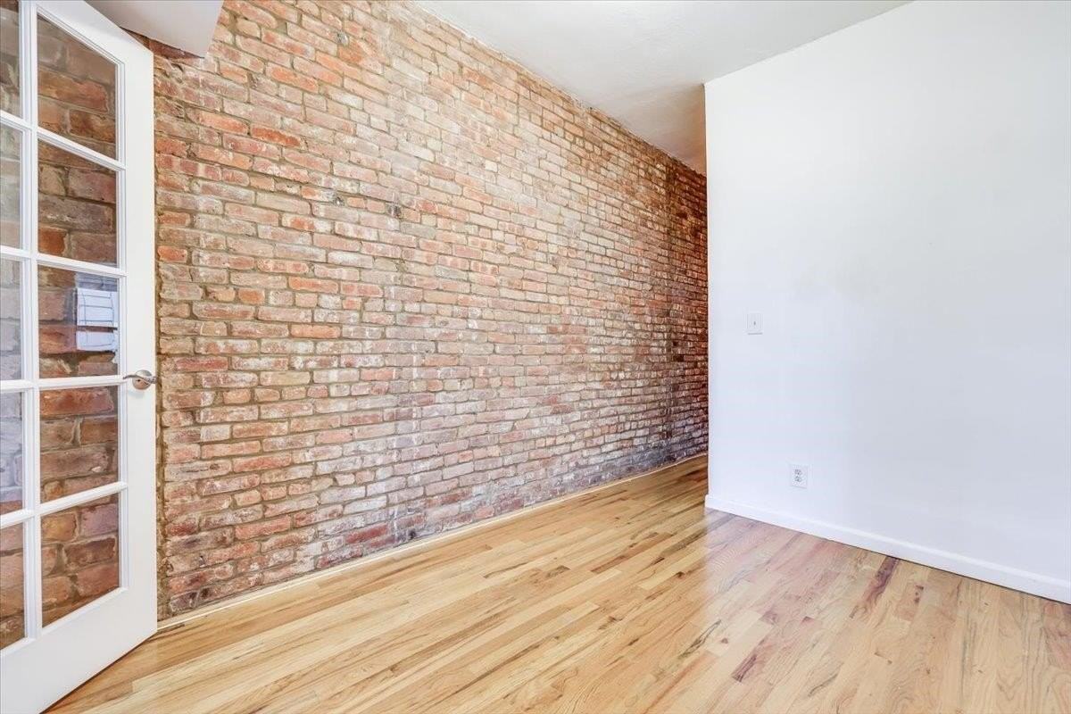 132 Adams St #2 - Photo 3 of 22