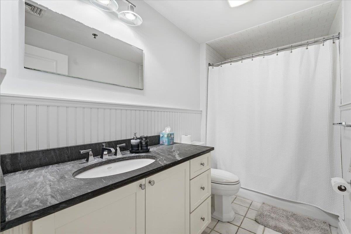 610 Madison St #1 - Photo 5 of 30