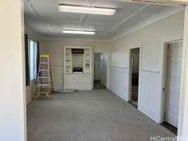 featured image of 3232 Brokaw St