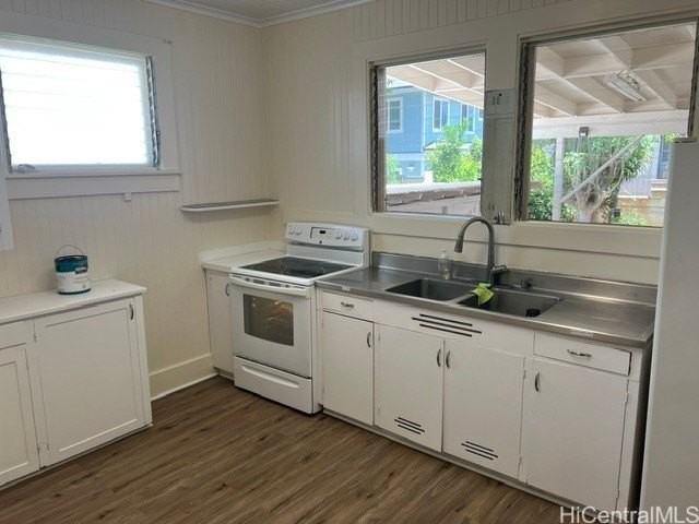 3232 Brokaw St - Photo 3 of 15
